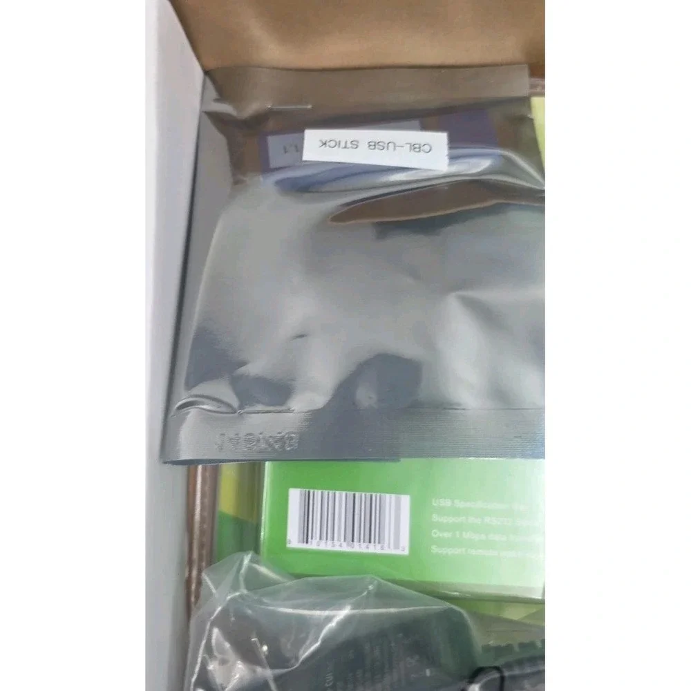 ADK-3220: HI-3220 Application Development Kit